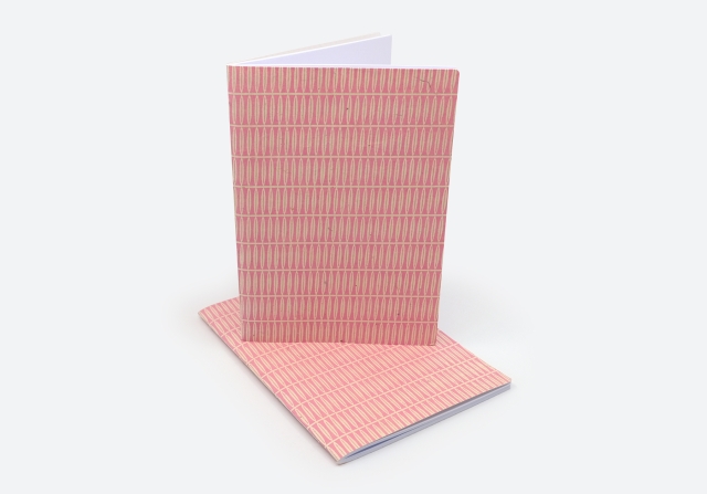 Heft Blattmuster beige auf rosa