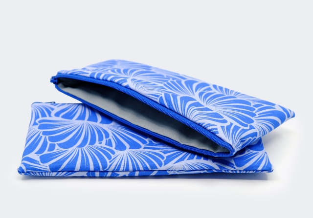 Pouch L &ndash; Muscheln blau