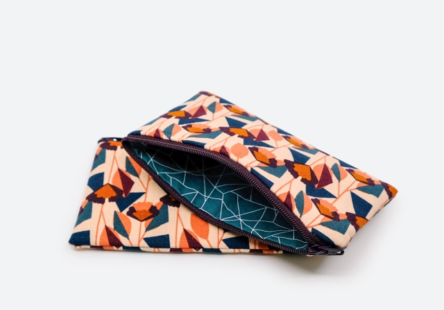 Pouch L &ndash; Retromuster