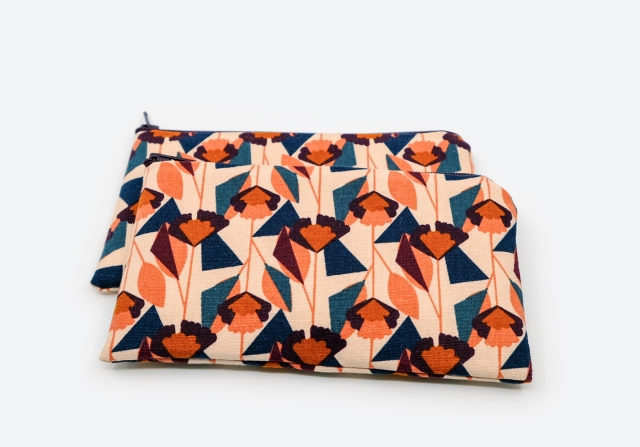 Pouch M &ndash; Retromuster